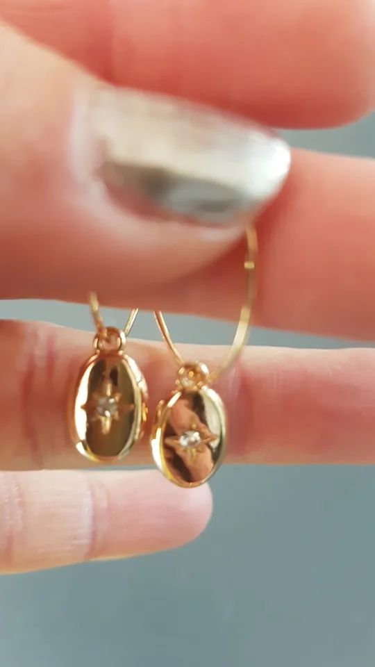 

CHIC EUROPEAN STYLE GOLD COLOR PLATING OVAL CHARM HOOP EARRINGS FOR WOMEN