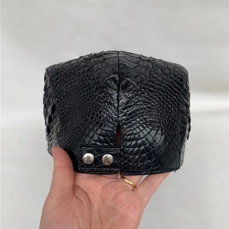 Рисунок 5 - Кепка мужская из натуральной крокодиловой кожи