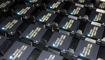 

5-10pcs New THGBMFG6C1LBAIL BGA153 8G mobile phone hard disk / LCD TV chip