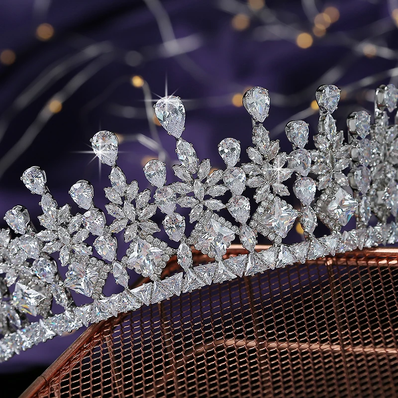 Crown HADIYANA Romance Elegant Women Wedding Bridal Hair Accessories Cubic Zirconia Luxury Jewelry BC5699 Couronne De Mariage