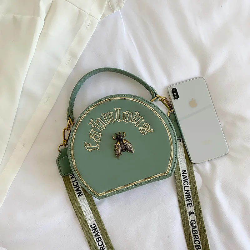 

New Arrival Korean-style WOMEN'S Bag Small round Bag 2019 Versatile Embroidered Thailand mi feng bao WOMEN'S Messenger Bag