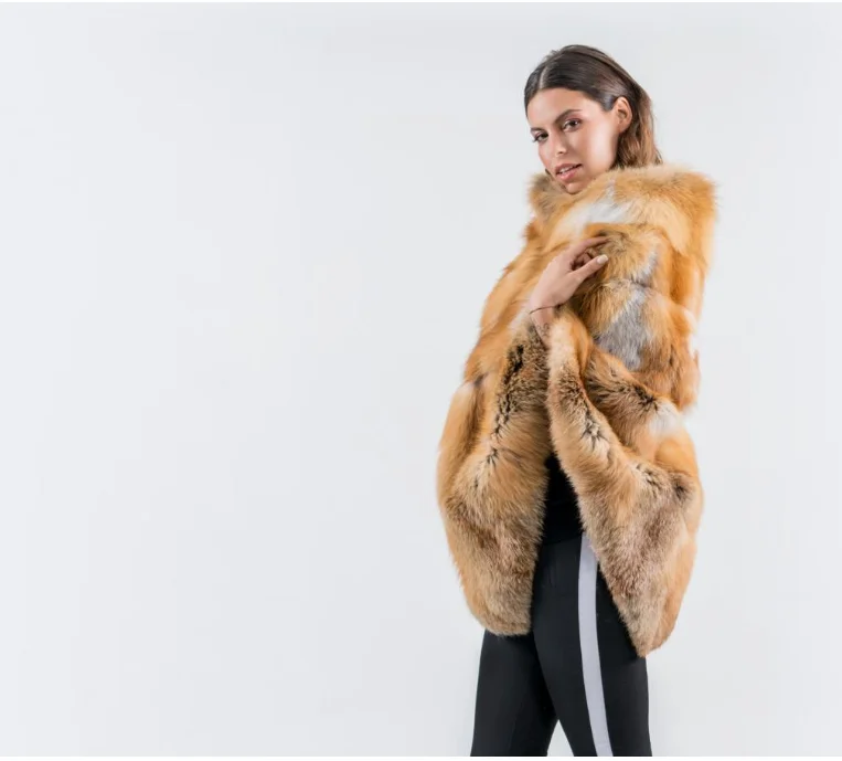Charming Female Windproof Casual Real Fox Fur Poncho High Quality Streetwear Thickened Warm Shawl Hot Sale Knitted Pashmina