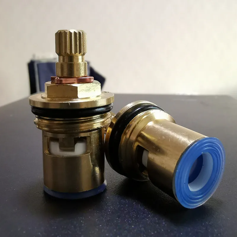 Faucets Cartridge Spool Valve Brass 2 Pcs Standard 1/2 Ceramic Faucet Lnner Disc Valve Quarter Turn Cartridges Ceramic Accessory