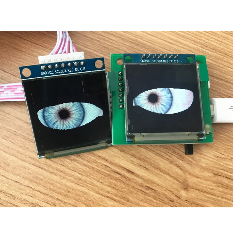 Modelos de Brinquedo Esp32 para Arduino Uncanny Olhos Animados Oled Exibir Halloween Crânio Traje Disponível Módulo Controle Desenvolvimento