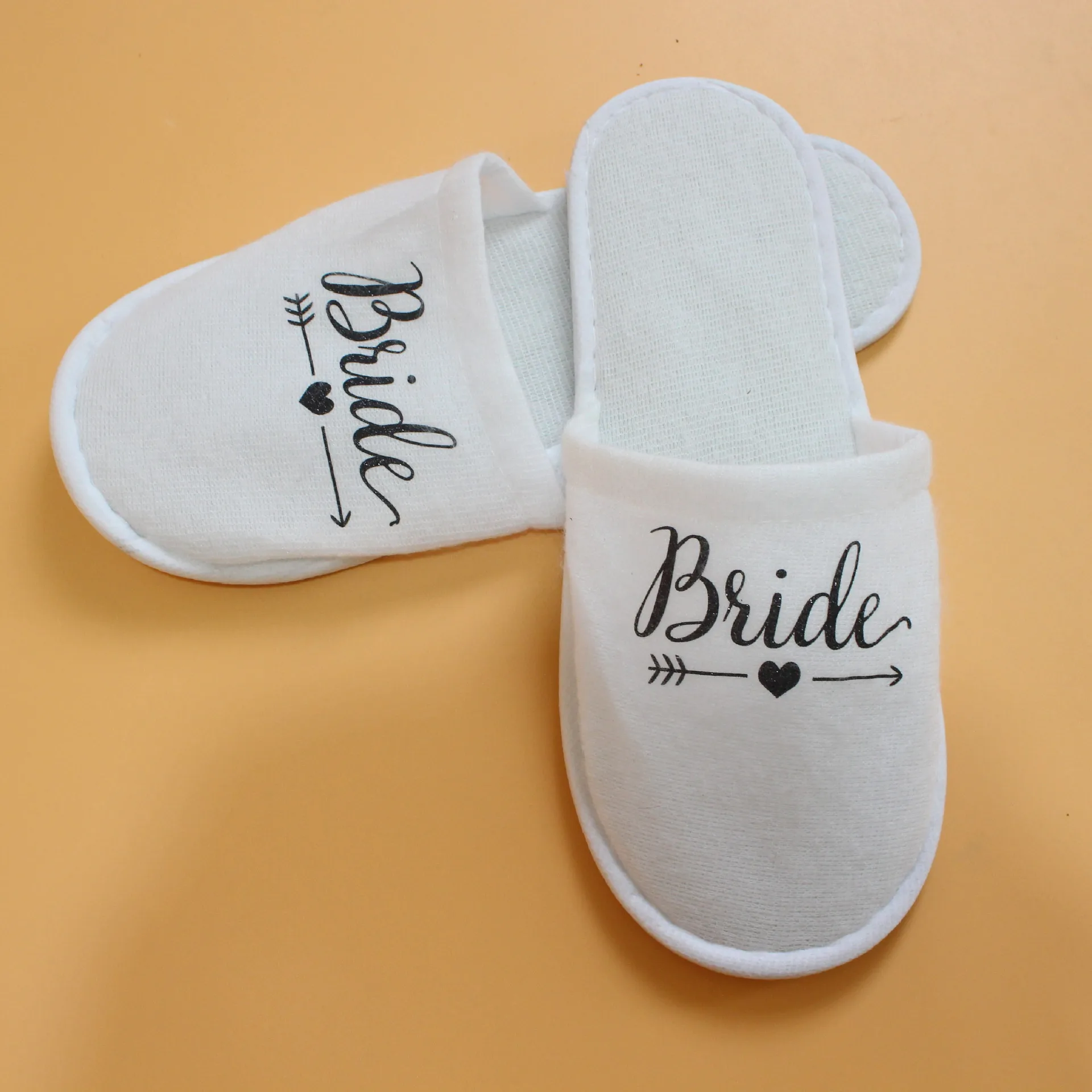 bride black Одноразовые, с надписью "Bride To Be" невесты тапочки девичник вечерние надпись «Bride Tribe» Свадебный Душ Спа курица вечерние Свадебные украшения - Цвет: bride black