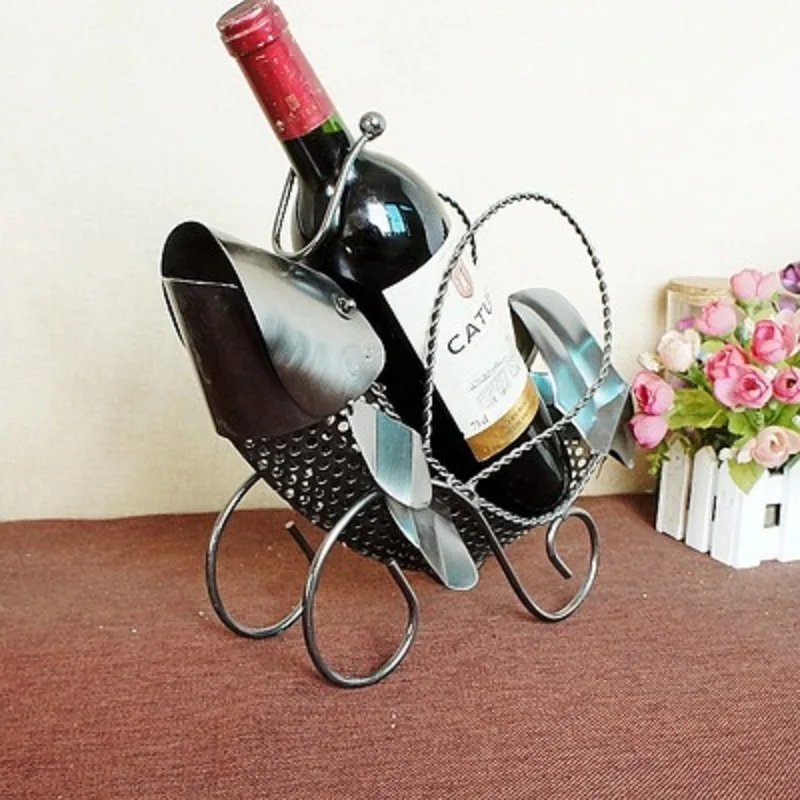 O.RoseLif New Lucky Fish Metal Wine Rack Cute Creative Handmade Portable Iron Wine Holder Richer Fish Home Christmas Decoration