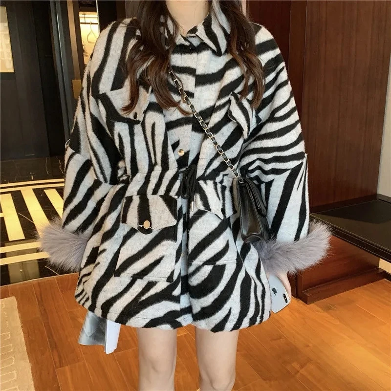 The New Winter Korean Version Of The Women Zebra Pattern Woolen Material Thickened With Cotton Mid-length Padded Coat Women