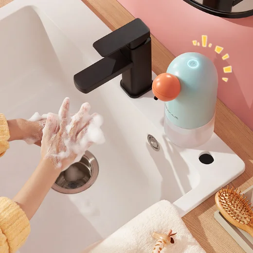 Children's fully automatic induction hand washing intelligent household foam soap dispenser J03