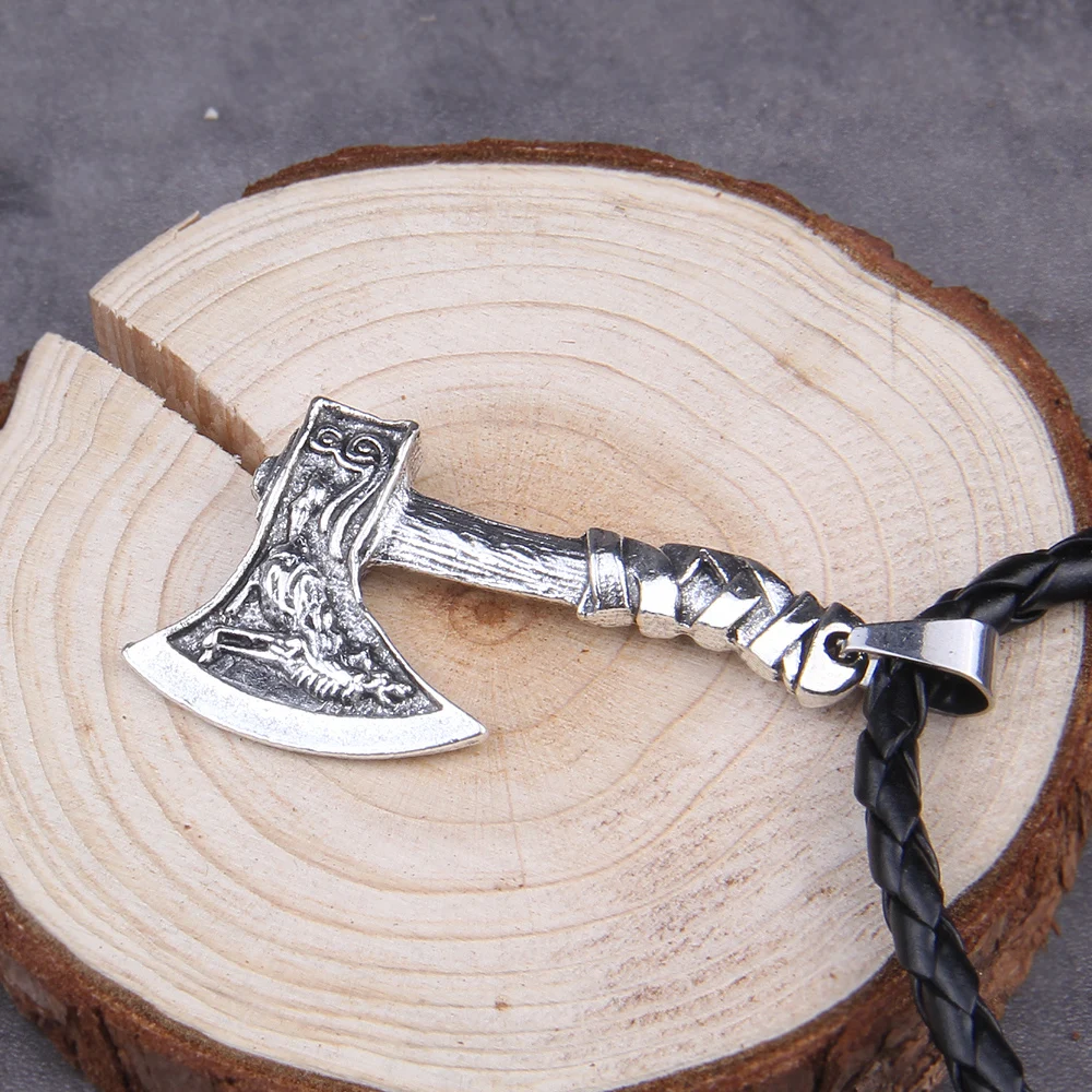 Hot New Style Viking Jewelry Wolf cross Necklaces &Pendants Antique Color Metal Chain Gift For Women And Men