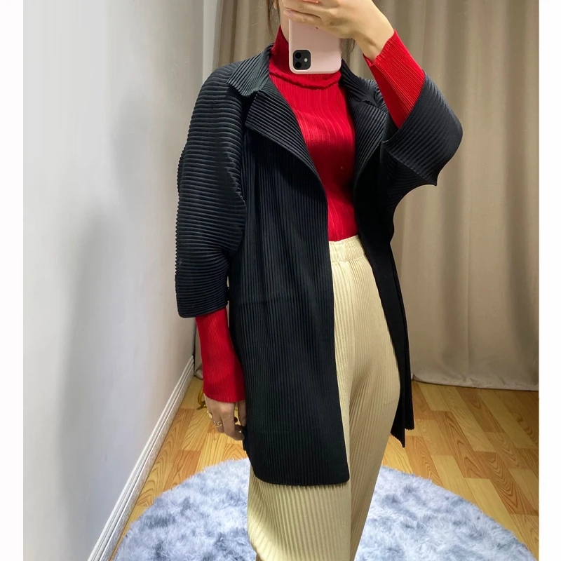 Осень и зима MIYAKE fold утолщенное пальто мода большой размер свободное шоу тонкий универсальный кардиган
