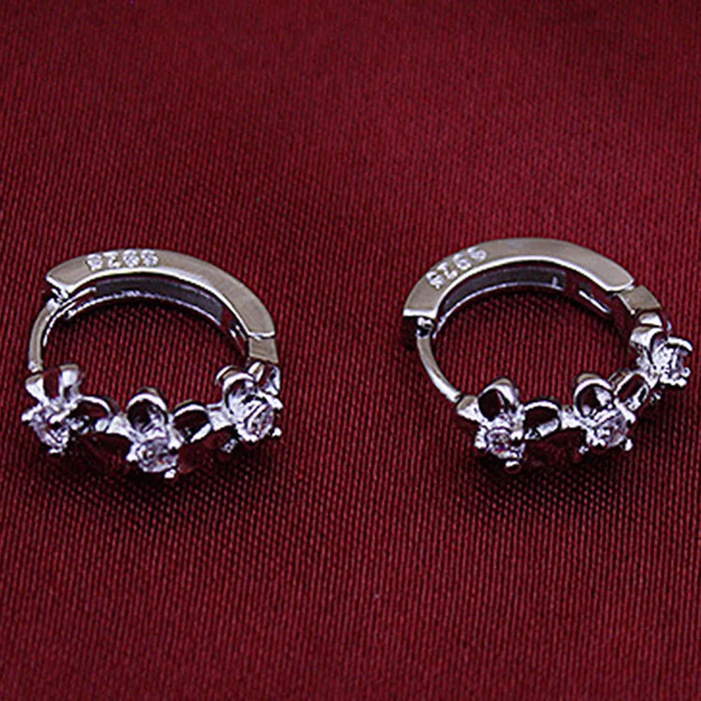

Women Fashion Accessories Circular Earrings Silver Color Special Design Unique Structure Beautiful Gift Simple and Elegant 1 PC