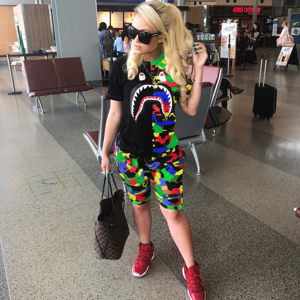 11144530364_1243202184