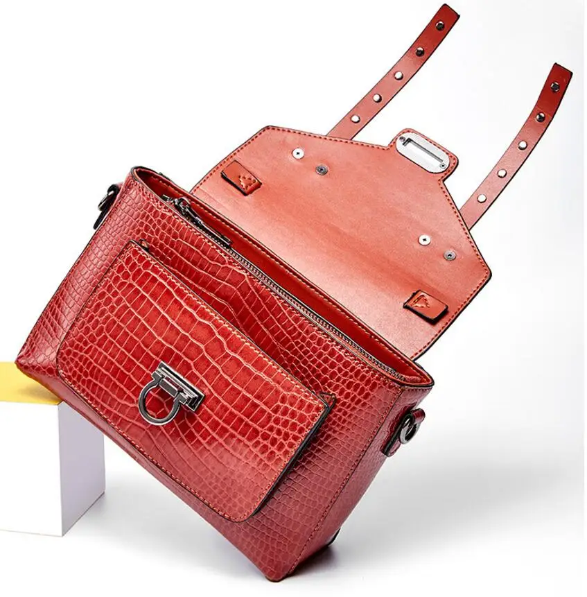 Fashion Women Genuine Leather Handbags Vintage Crocodile Pattern Cowhide Ladies Shoulder Bag Lock Rivets Girls Messenger Bags