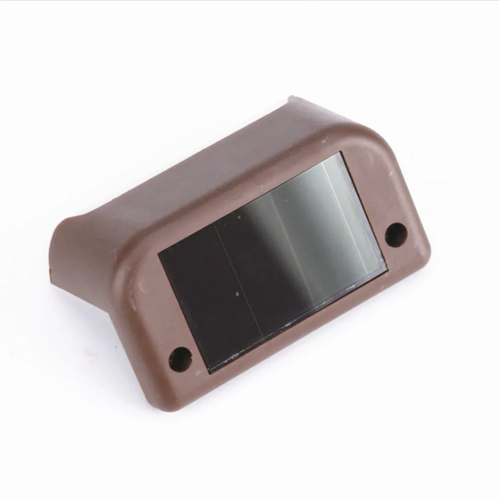 14118407072_1828811324