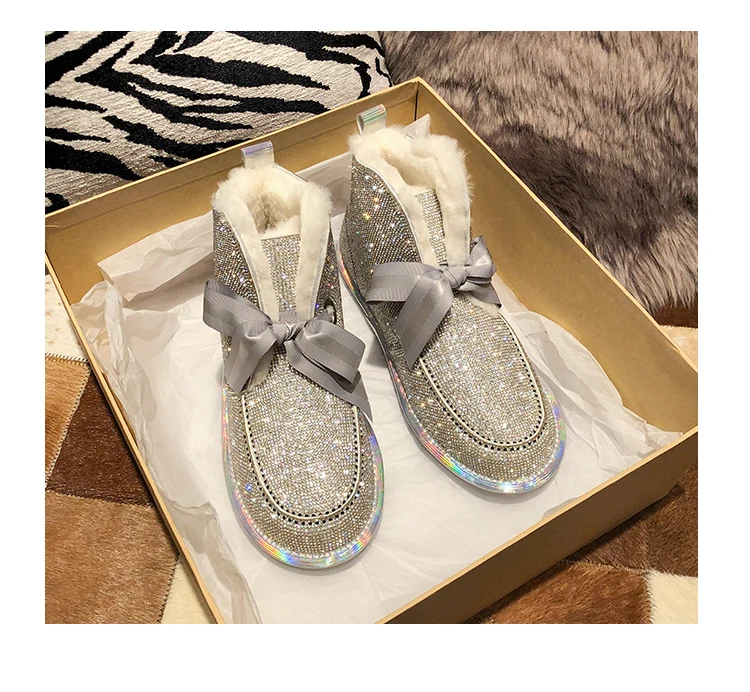 Зимние сапоги без каблуков; женская обувь с круглым носком из плюша; Zapatos De Mujer; Водонепроницаемая Толстая теплая шерстяная обувь; зимние короткие сапоги с бантом и помпонами;
