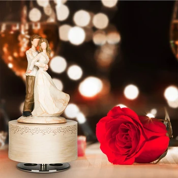 

Music Box Musical Figurine Hand-Carved Music Characters Warm And Romantic Love is Strong Couples Commemorate Home Decoration