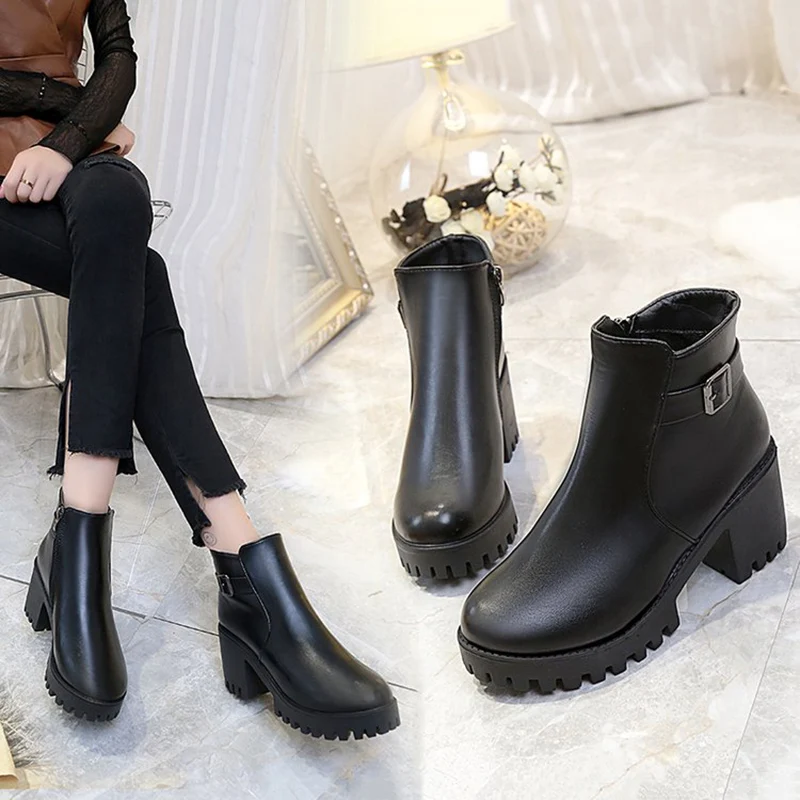 Bootee/ г. Женские мартинсы с круглым носком; Брендовая женская обувь; резиновые сапоги; женские ботинки на шнуровке, не сужающемся книзу массивном каблуке, на низком каблуке