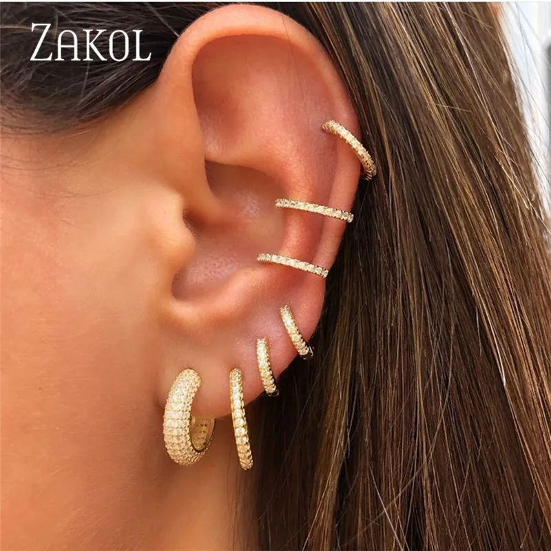 Новинка простые серьги клипсы ZAKOL с фианитами и микрозакрепкой без проколов для