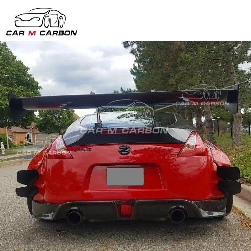 8 NISSAN  GTR rear wing