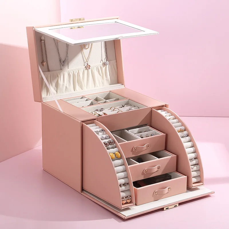 FREE & FAST Shipping New Styles Every Week Discover your favorite brand