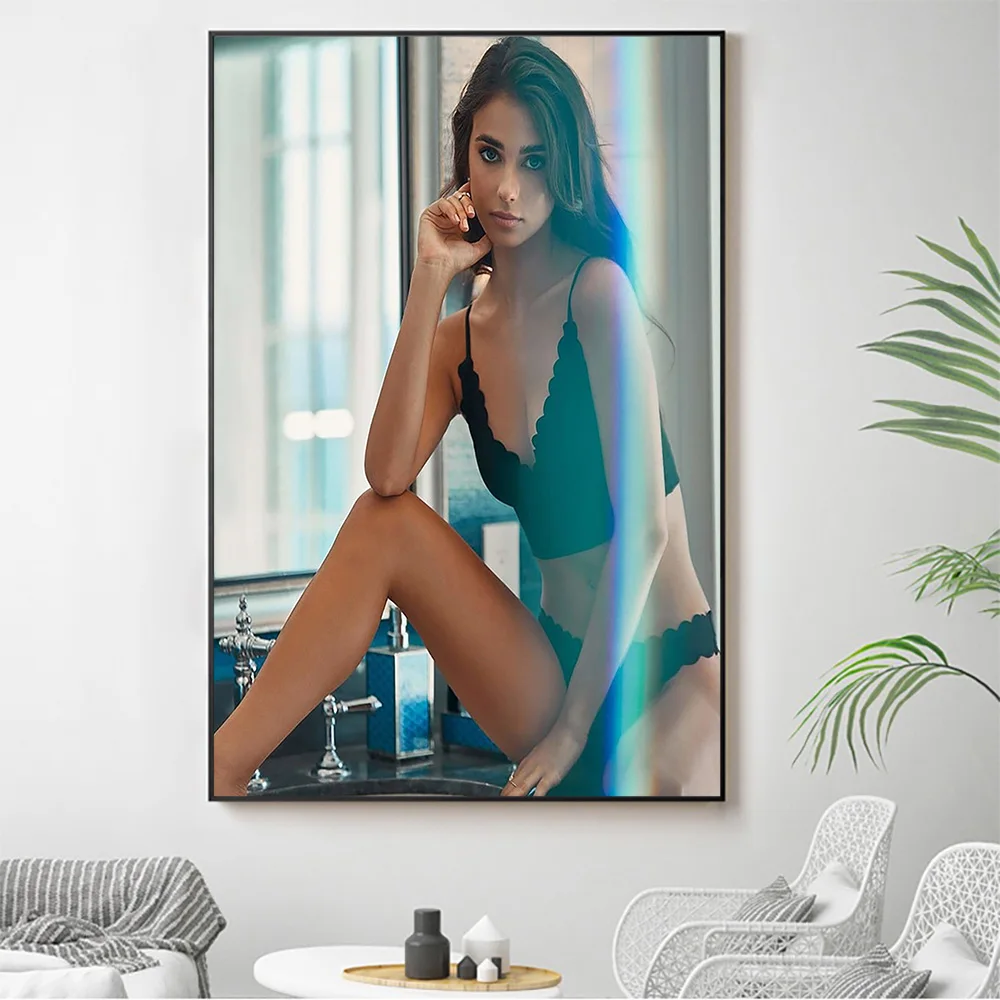 

Silk Cloth Wall Poster Renee Herbert Sexy Model Star Art Home Decoration Gift
