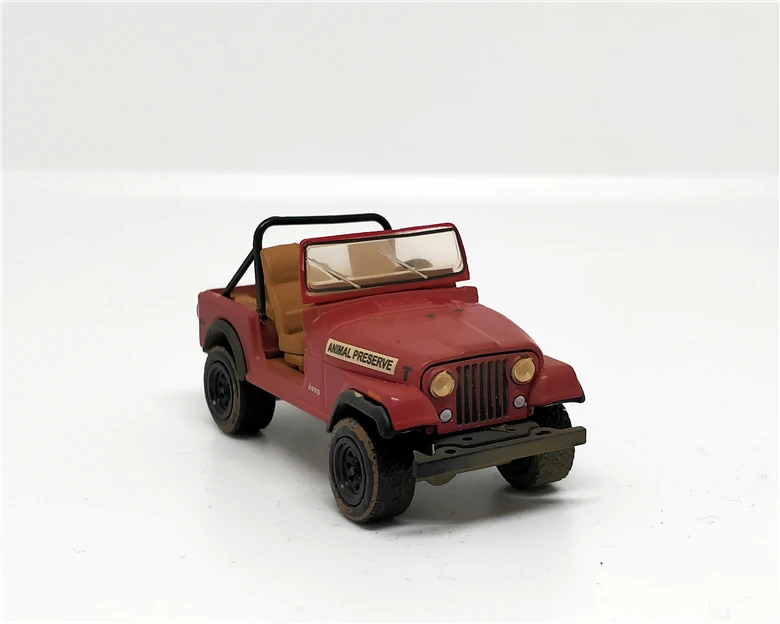 1: 64 зеленый свет джип CJ-5 1972 Синий A команда джип CJ-7 1981 красный без коробки