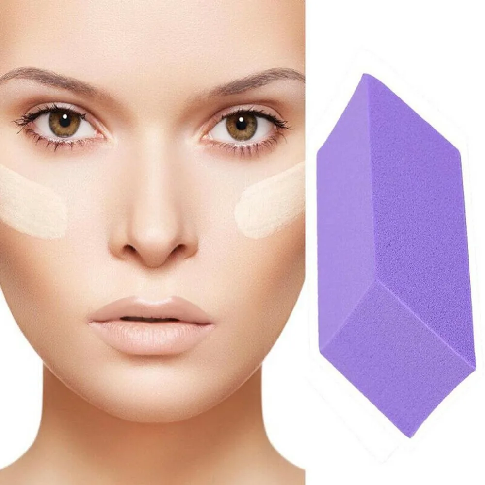 Quad-Shaped Makeup Puff Image 1