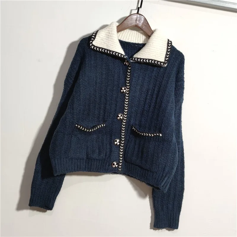 

Autumn and winter fashion Korean version of solid color slimming body slimming students sweater coat long-sleeve knitwear women