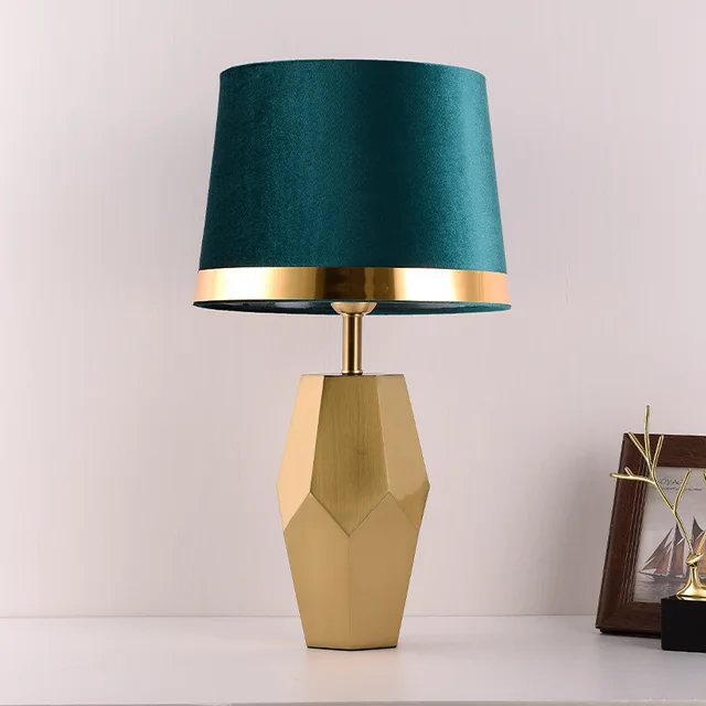 Modern Simple Personalized Luxury Wind Golden Bedroom Bedside Lamp 4
