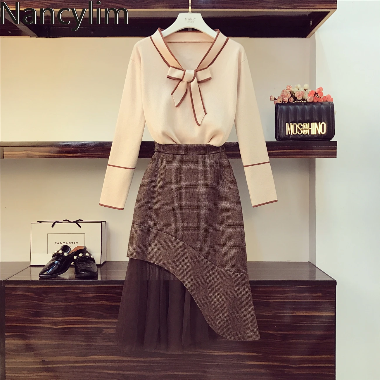 

Two Piece Suit for Women Long Skirt Sets Womens New V-neck Bow Knit Sweater + Plaid Mesh Fishtail Skirt Female Autumn 2019 Wear