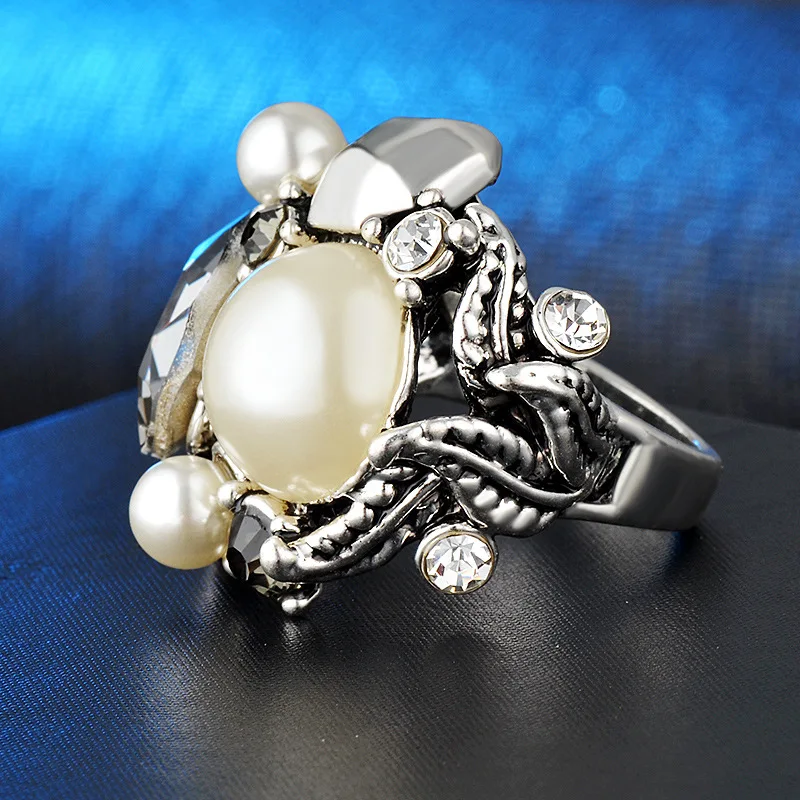 9664993760_1812441529