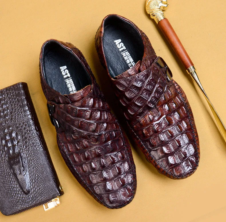 Качественные черные лоферы из натуральной кожи; мужская обувь ручной работы с пряжкой и ремешком; Повседневная Роскошная Брендовая обувь из крокодиловой кожи - Цвет: Бордовый