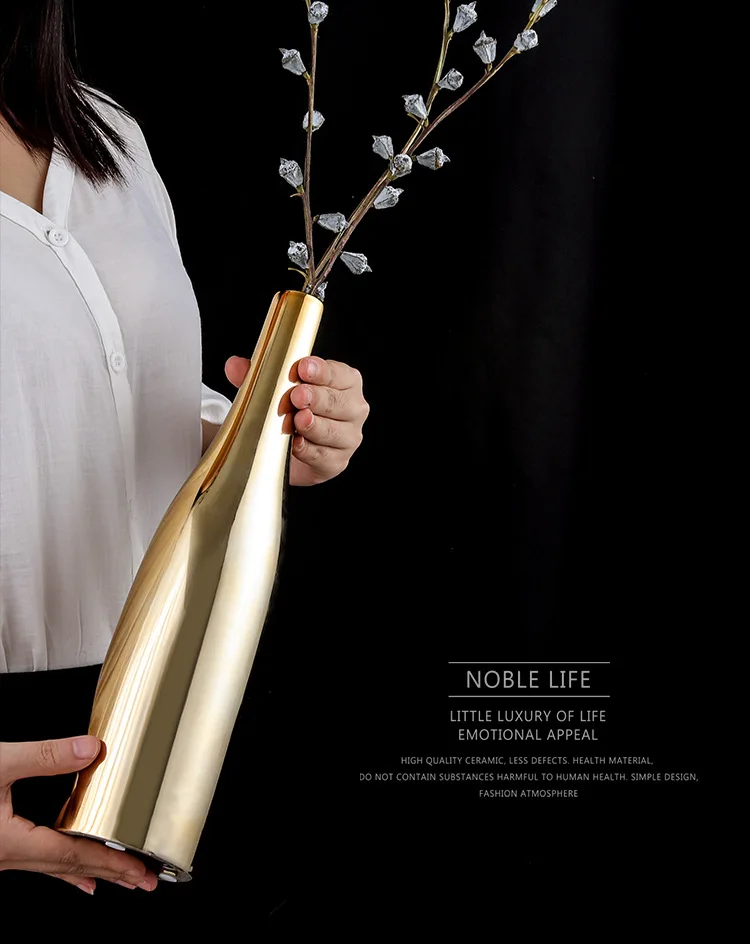 9323098526_1667763914