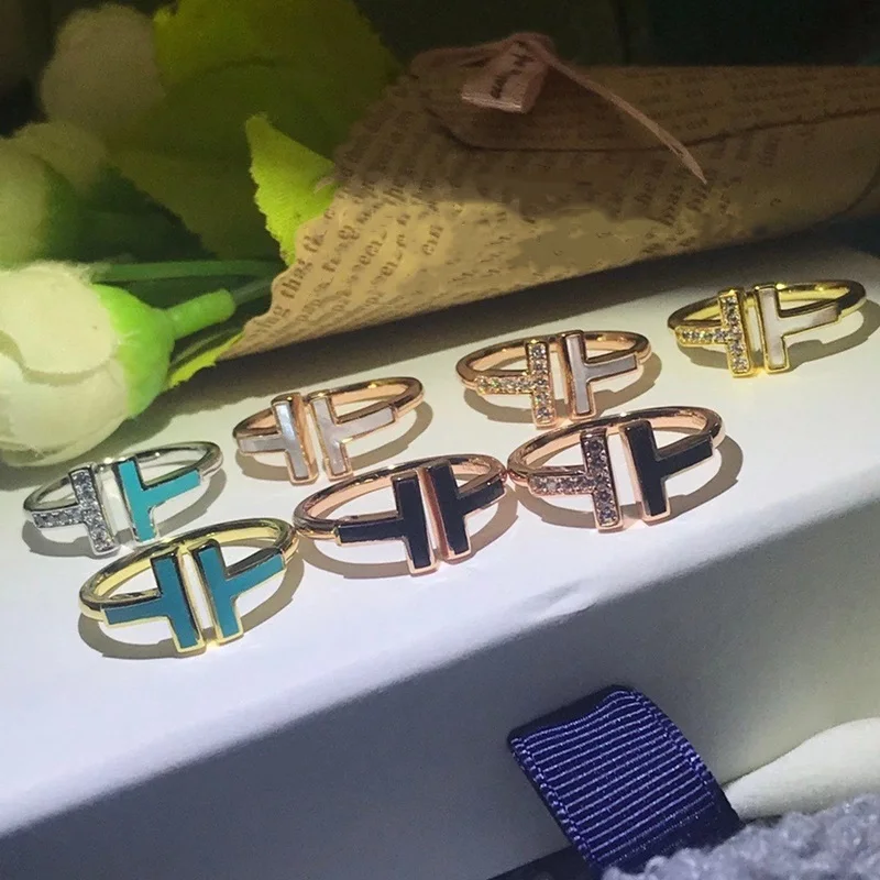 

European And American Style 925 Sterling Silver Classics Hot Fashion High-End Rings Women Logo1: 1 Brand Jewelry Valentines Gift