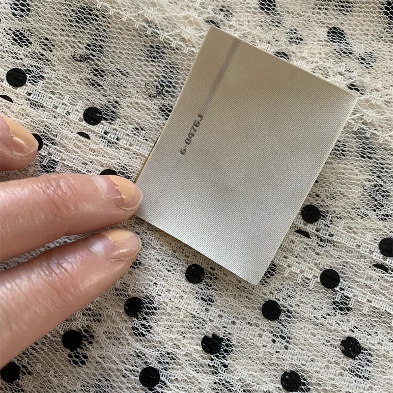High Density Beige Background Washable Soft Quality Woven Cloth Labels For Clothing