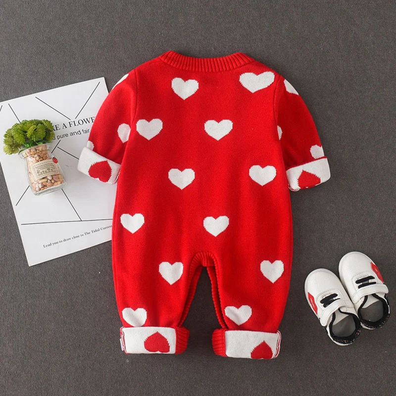 Весенне-осенняя одежда для маленьких девочек, комплект трикотажной одежды, комбинезон с сердечками для новорожденных, одежда для малышей, рождественские комплекты для первого дня рождения, комбинезоны