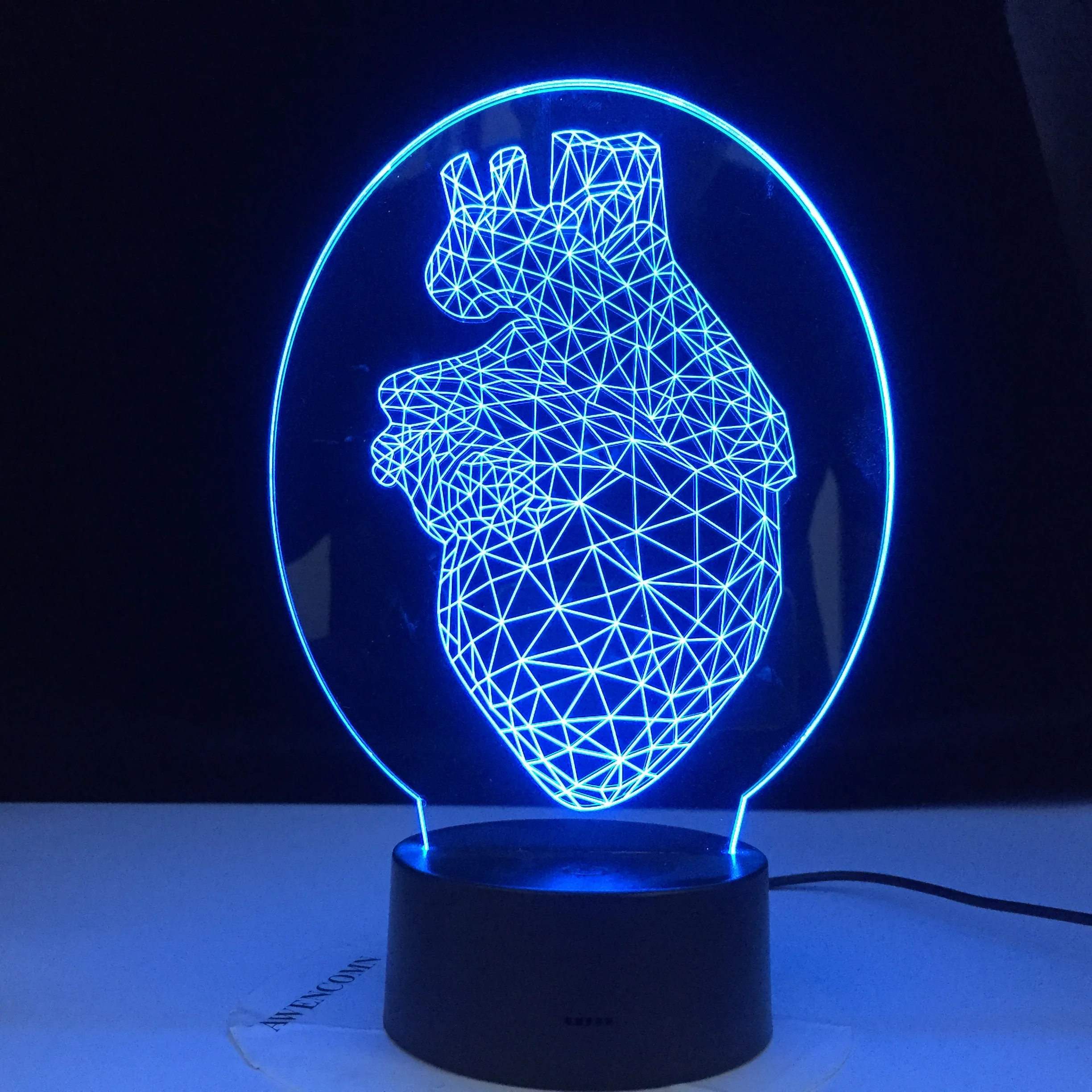 

Ночсветильник в форме сердца и треугольника для детской спальни, декоративсветильник Светодиодная настольная 3d-лампа, новейший дизайн, Прямая поставка