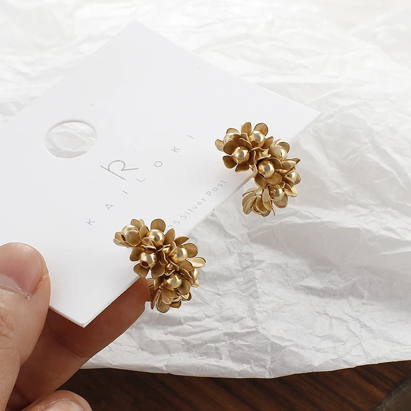 Stud-Earrings Flower AENSOA Gold-Color Small Vintage Women Fashion Big Metal for Statement