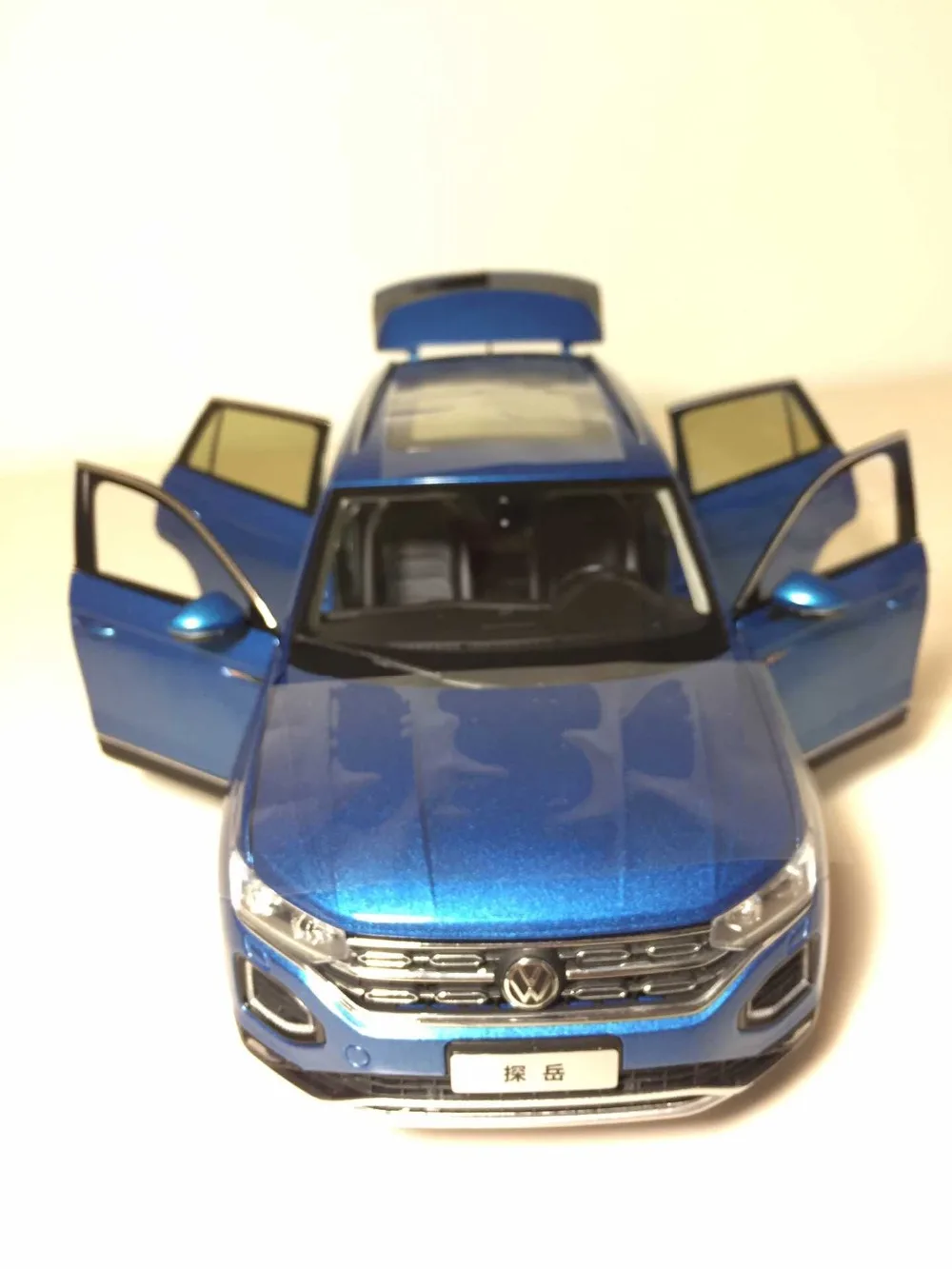 1:18 литье под давлением модель для Volkswagen VW TAYRON 2019 SUV Игрушечная машина из сплава миниатюрная коллекция подарки