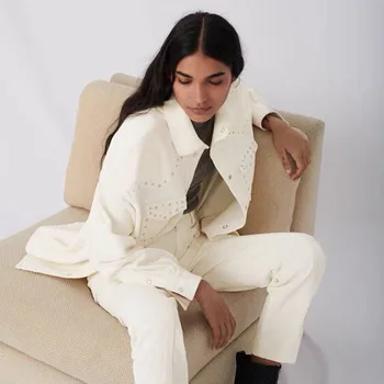 

2020 Autumn Fashionable Versatile Comfortable Trend Rivet White Corduroy Long Sleeve Single Breasted Shirt Coat Women Blouse