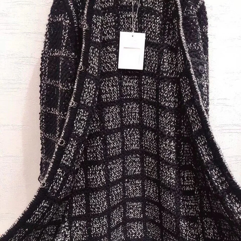 LINGHAN Осень Зима Новая черная клетчатая твидовая Свободная трикотажная куртка женская Высококачественная куртка с цепочкой Повседневный вязаный кардиган