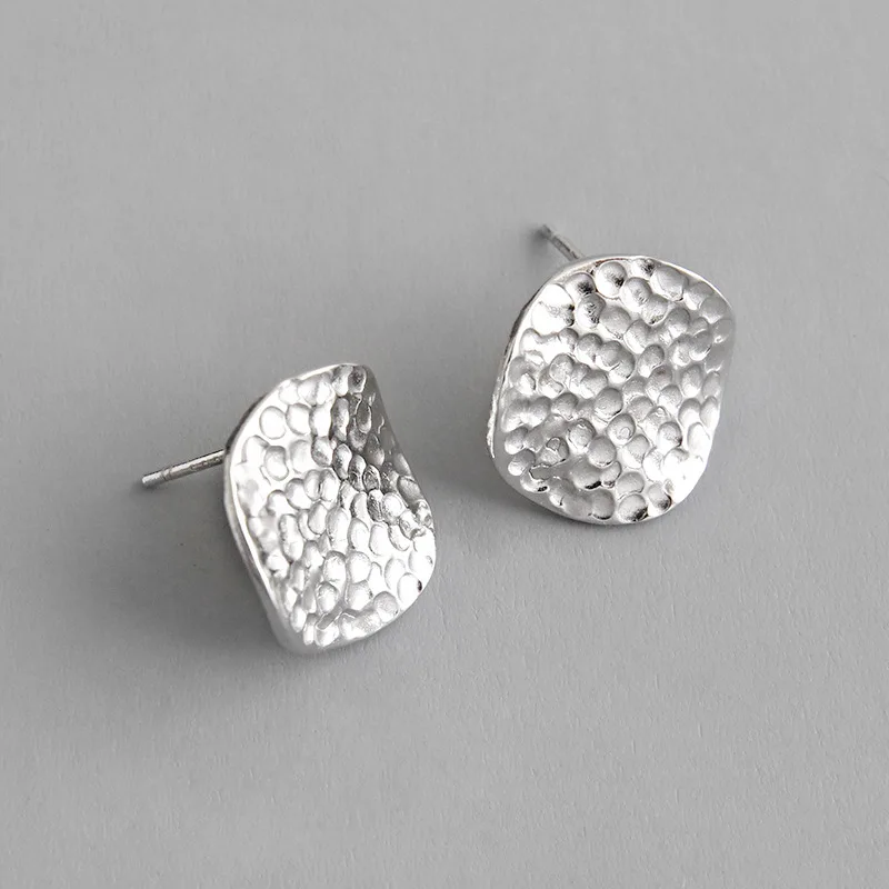Корейский S925 чистого серебра уха ногтей INS с защитой от холодного ветра, нерегулярные выпуклых молоток геометрические круглые серьги-гвоздики в виде капель с кристаллами в форме Для женщин