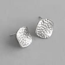 Корейский S925 чистого серебра уха ногтей INS с защитой от холодного ветра, нерегулярные выпуклых молоток геометрические круглые серьги-гвоздики в виде капель с кристаллами в форме Для женщин