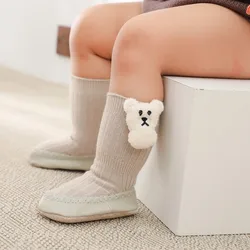 Chaussettes chaudes en éponge pour bébé de 0 à 24 mois, chaussures pour bébé, motif dessin animé mignon, Tube Long antidérapant, bottes, automne et hiver 