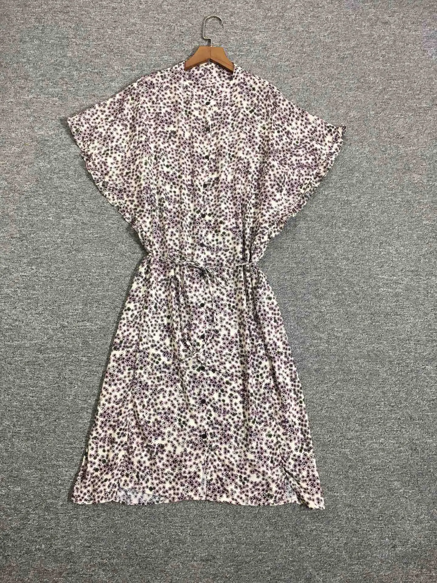 

Women Dress Spring / Summer 2020 Purple Little Flower Short Sleeve Round Neck Mini Dress