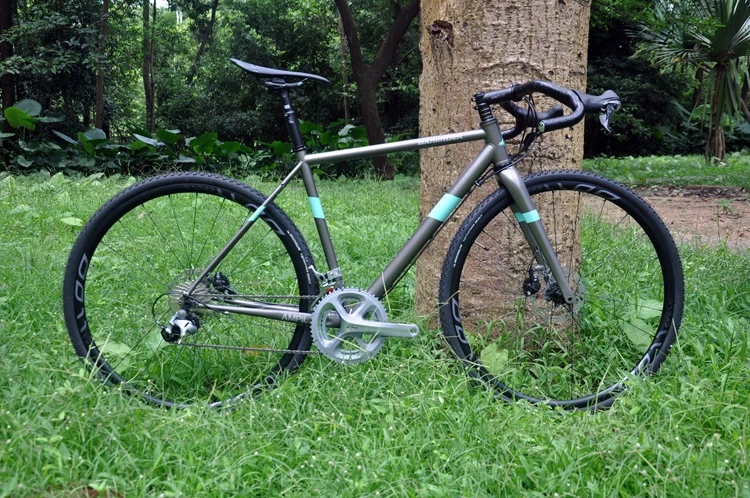 DARKROCK AMPIL 700C циклокросс велосипед с Ши Мано 105 groupset CR-MO 4135 и углеродная вилка 8,9 кг легкие велосипедные