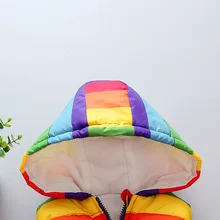 Детская одежда в европейском и американском стиле; сезон осень-зима; детский жилет; пальто для мужчин и женщин; Детский Теплый хлопковый светильник с капюшоном цвета радуги