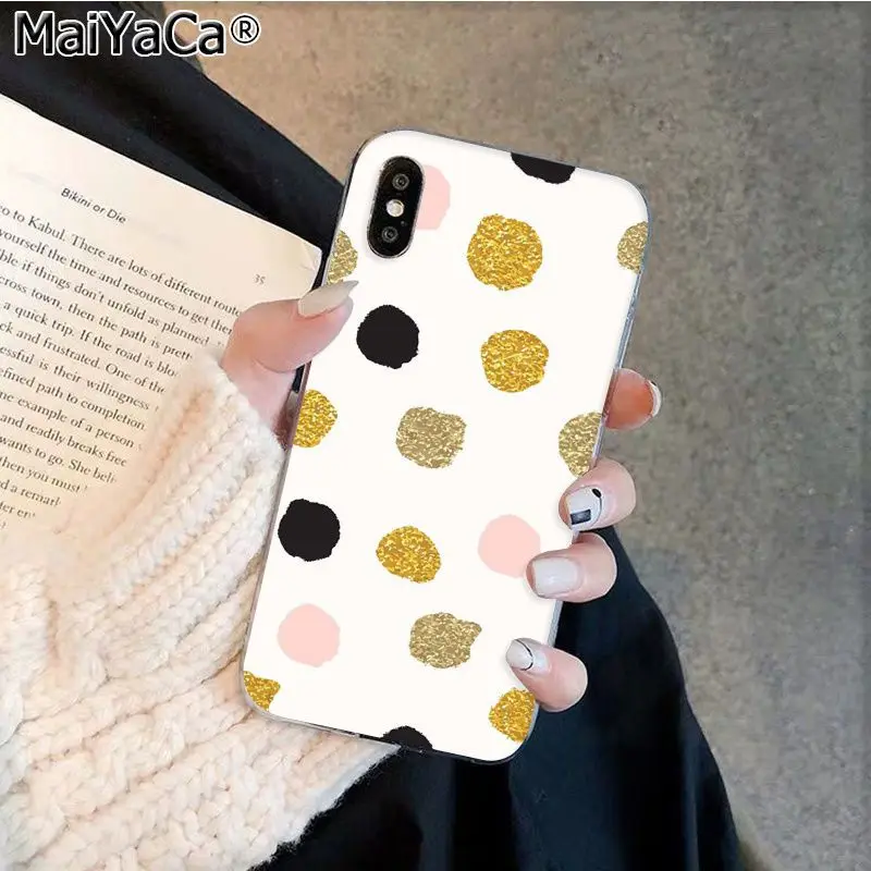 Cartoon cute pink wave dot circle graphic