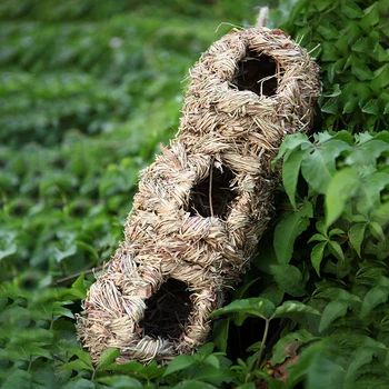

2pcs Birds Nest Hanging Grass Birdhouse Natural Bird Hut Shelter with 3 Holes for Canaries Sparrow Pet Bird Supplies