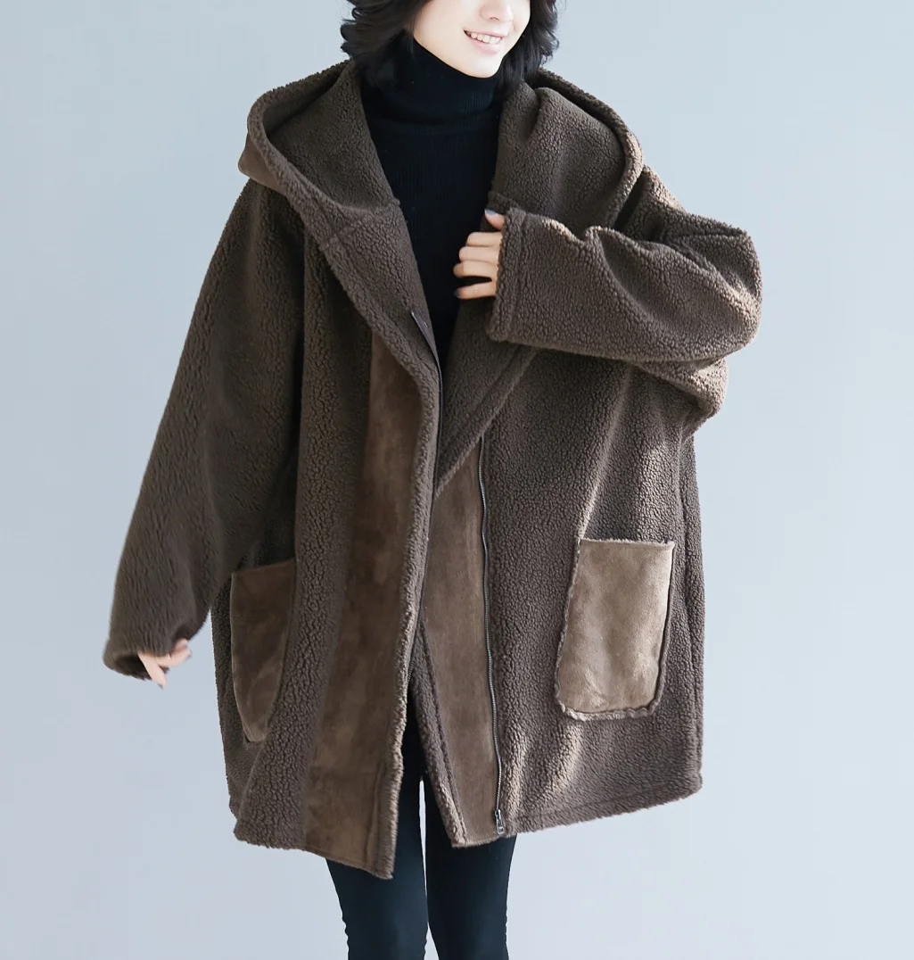 

Fashion new coat fur coat coat thickening lamb fur coat female long section loose hooded coat